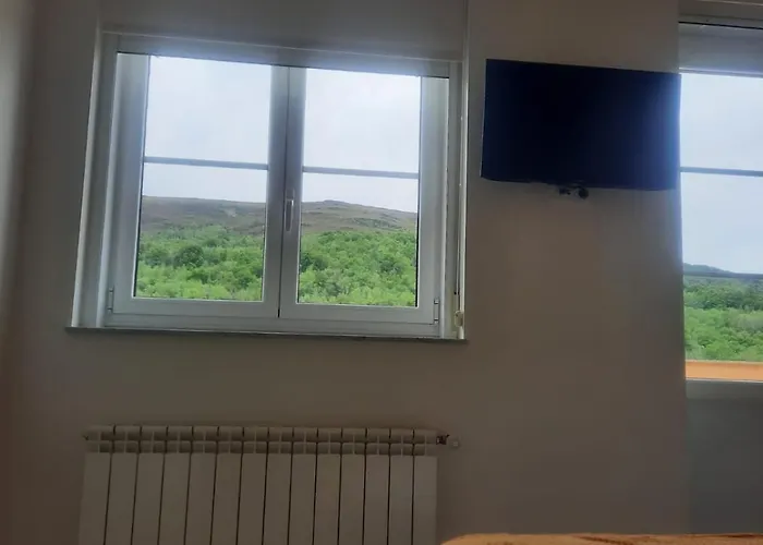 Pension-Albergue Lemos