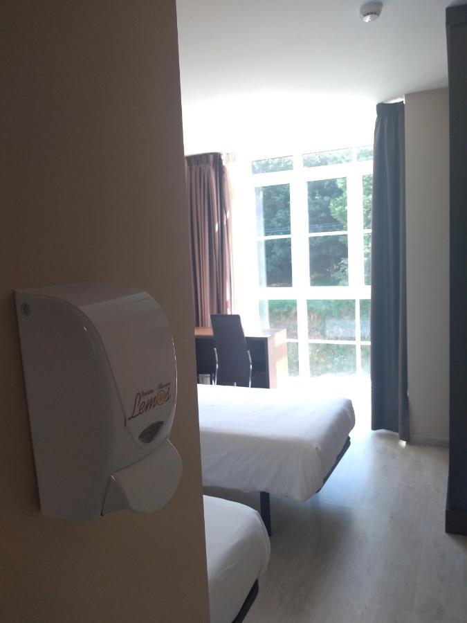 Pension-albergue Lemos Maison d'hôtes Tríacastela