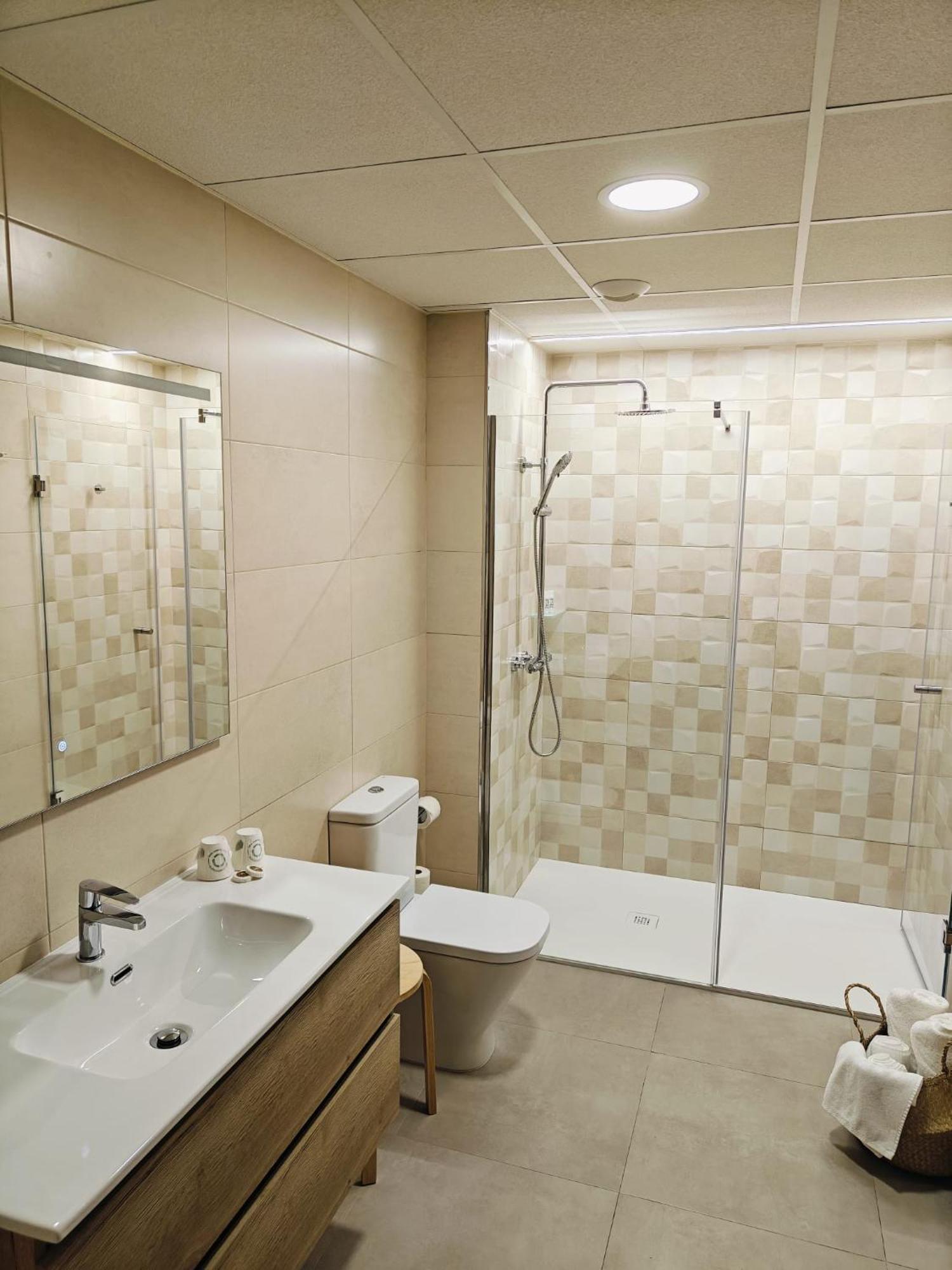 Pension-albergue Lemos Tríacastela