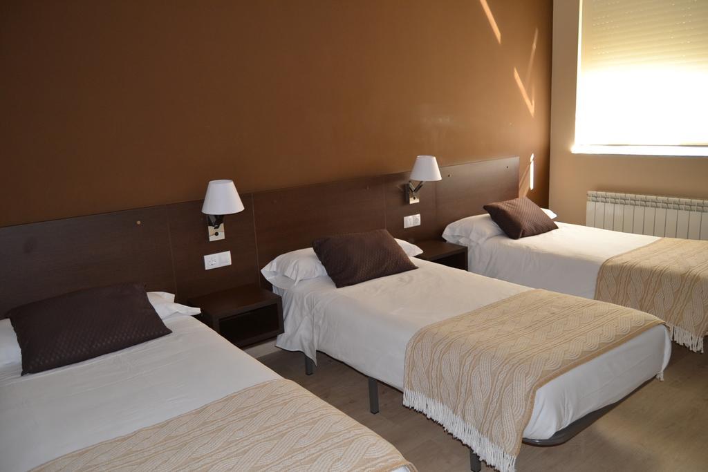 Maison d'hôtes Pension-albergue Lemos Tríacastela